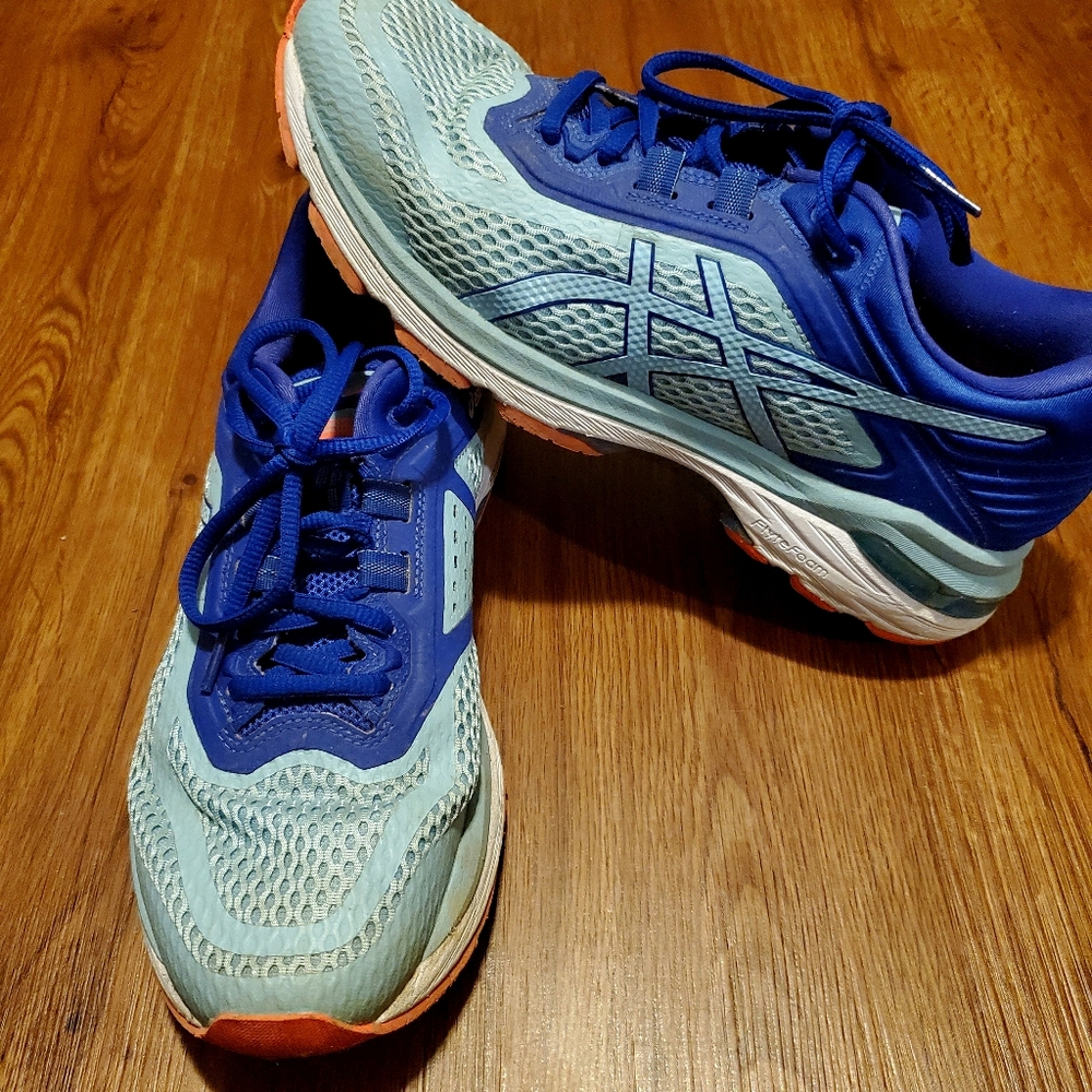 Asics GT-2000 6